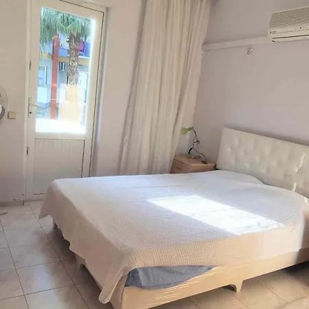 Cleopatra Beach Apartments * Αλάνια